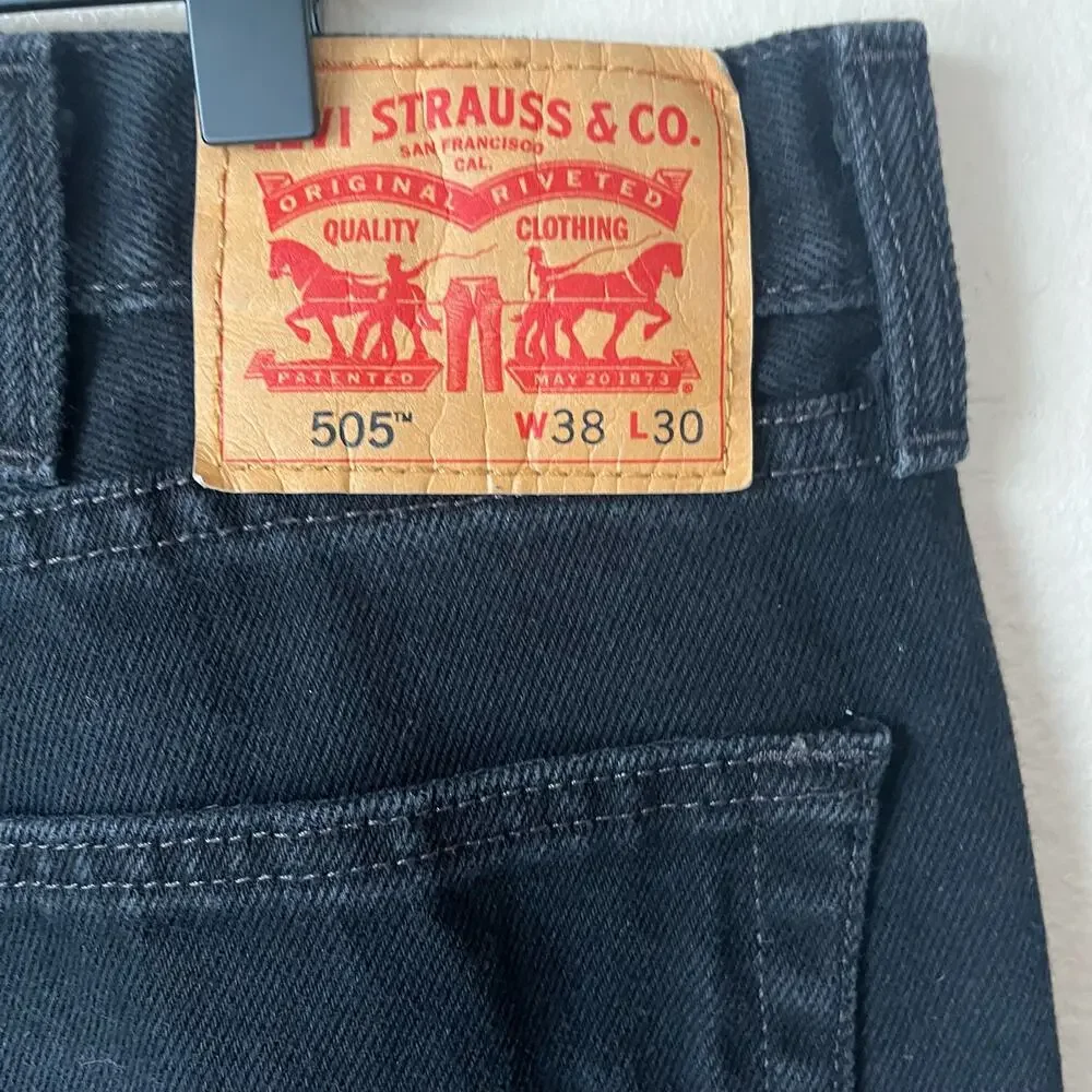 Levi’s black 505 jeans straight leg size 38 x30